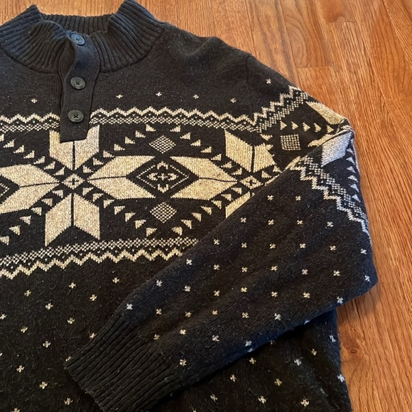 American Eagle Men’s Dark Gray/Black Patterned Quarter Button Down Sweater XXL - Picture 6 of 10